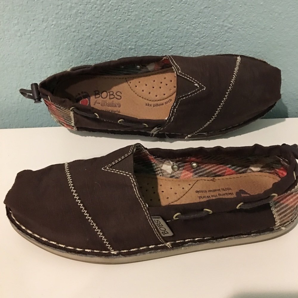 Bobs by Skechers size 8